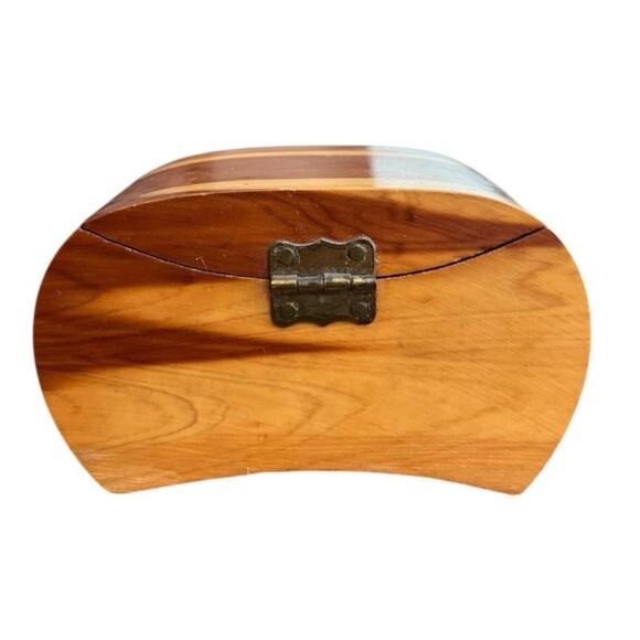 Vintage Cedar Trinket Box Curved Lid Handmade Russian Artisan 4 x 2-1/4 x 2-1/4" - Picture 3 of 6